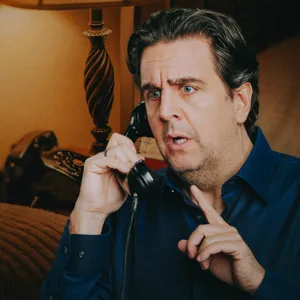 Ein Anruf aus Undeloh. Krimi-Podcast mit Bastian Pastewka