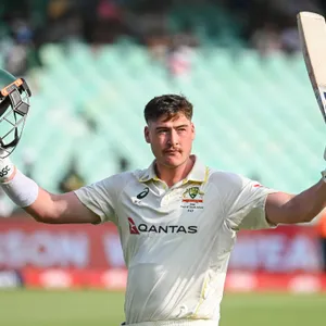 Grandstand At Stumps: Renshaw's redemption ton puts Australia in box seat