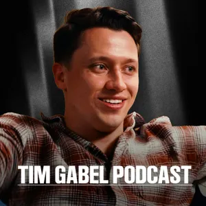 TIM VOLLERT erklärt: Das Universum, Aliens und warum es uns eigentlich gar nicht geben dürfte