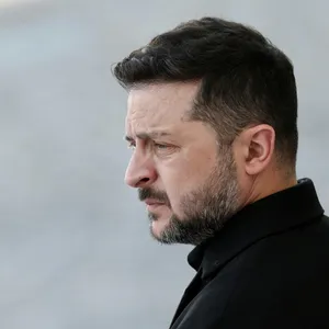 Hormuz U-turn, ICE vehicle stops and Ukraine government shakeup