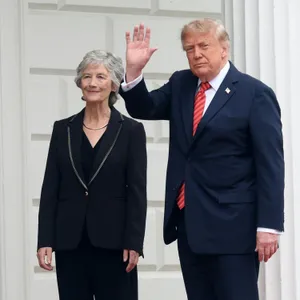 How is Trump's weekend visit being viewed at home?