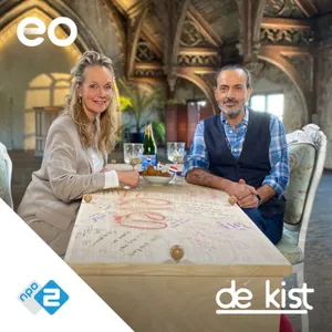 Marlayne Sahupala's dochter zong bij opa's open kist | 01-05-2025