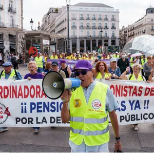 Entrenando para la jubilación | 37 años de policía y más de 50 manifestándose por los derechos humanos