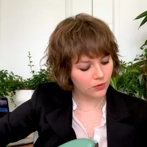 Kate Davis: Tiny Desk (Home) Concert
