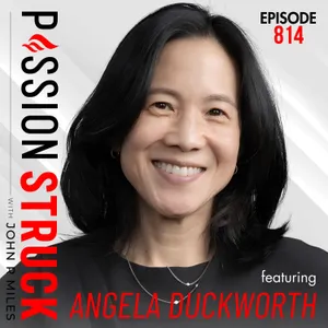 World-Leading Psychologist: How to Change Your Life by Changing What’s Around You | Angela Duckworth - EP 814