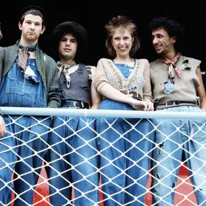 Come On Eileen – Dexys Midnight Runners