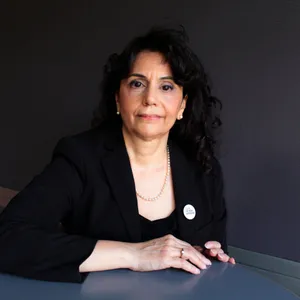 Die zerstreute Macht: Donatella Di Cesares „Demokratie und Anarchie“ | Buchkritik