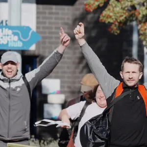 Hundreds of prisoners walk free