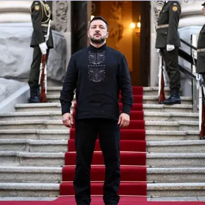 Iran sanctions expansion, H-1B visas and Ukraine's Independence Day