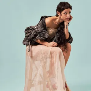 180 grados - Travis Birds estrena "Zombieland" y Francisca Valenzuela protagoniza "El tesoro oculto" - 21/10/26