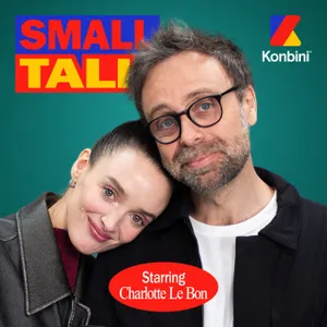 Charlotte Le Bon et la vieille clôture