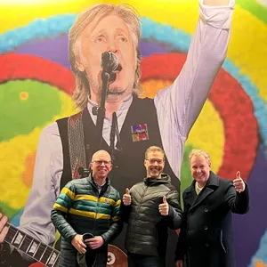 229. Naar Paul McCartney in Londen