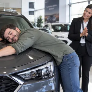 Los COMPRADORES de coches, ¿somos TONTOS?