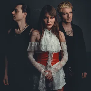El vuelo del Fénix - Entrevista con la revelación del metal Calva Louise - 20/10/26