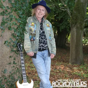 Dave Hill from Slade joins Gary Kemp and Guy Pratt