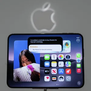 iPhone Duo Review + Apple’s Pre-Order Blunder With Andru Edwards