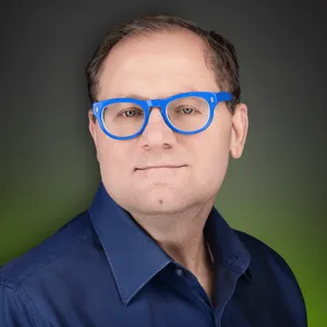 From Warehouses to Robot Shoppers: Jason Goldberg Talks Retail’s AI Makeover - Ep. 286