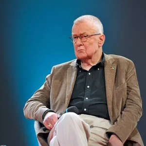 Ruprecht Polenz plädiert für die Wahrheitsfindung in der unübersichtlichen Medienlandschaft