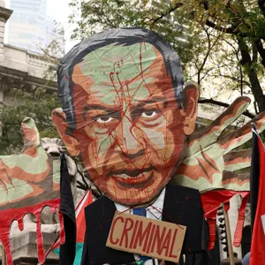 Protests erupt as Netanyahu gives inflammatory UN speech - The Latest