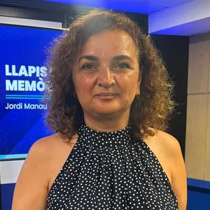 Raghida Abillamaa: "Els libanesos tenim un màster en resiliència i fem humor dels nostres desastres"