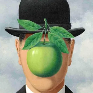 Llegir Maragda. Felicitats, Surrealisme!