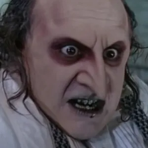 Grotesque (Crossover con "Amargor")