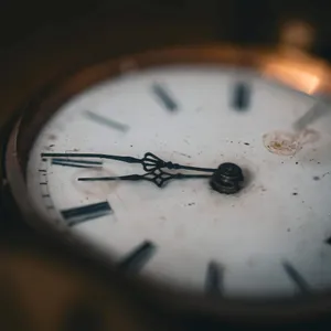 Kinderhörspiel und Geschichten - Die verdrehte Zeit